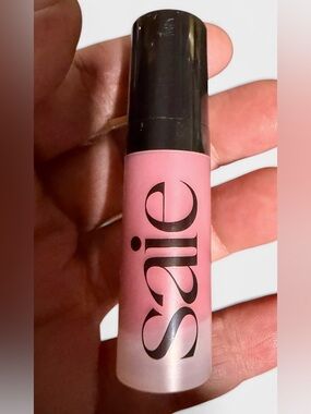 New Saie Dewy Blush  color Chilly